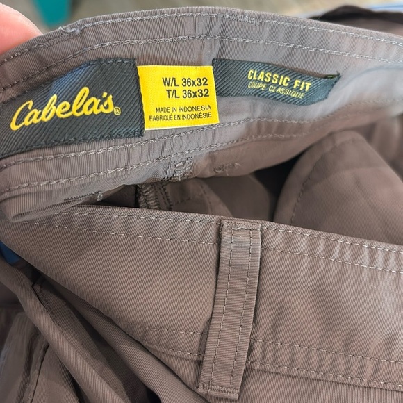 Cabelas Hiking Pants Grey Polyester Light Weight Cargos Classic Fit - Picture 2 of 8